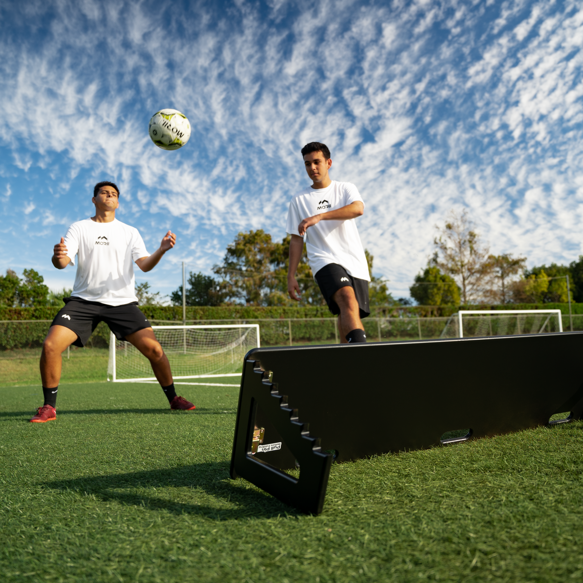 Rebounder L - Soccer Rebounder Board